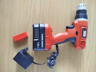 Taladro Atornillador Black & Decker 12V