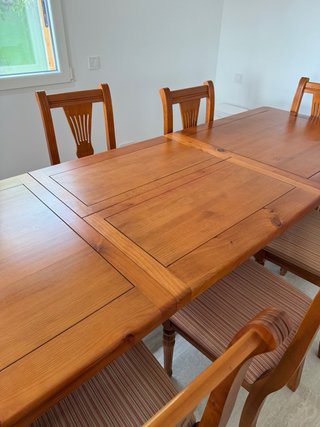Mesa extensible de madera