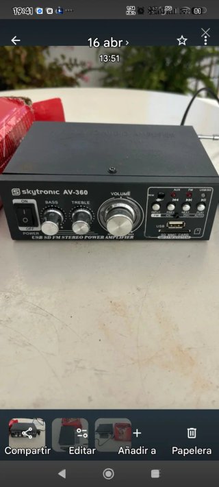 Amplificador Skytronic AV-360 USB SD FM