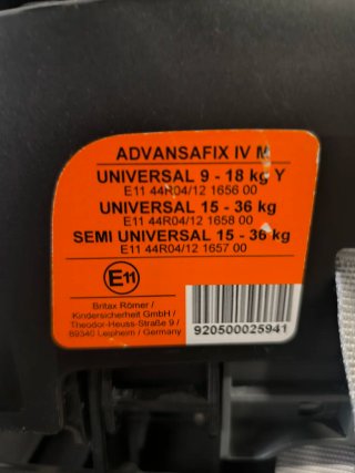 Silla seguridad Coche Britax Römer Advansafix IV M