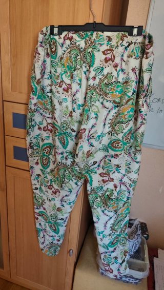 Pantalón fluido estampado mujer talla 48