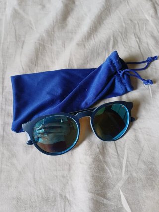 Gafas de sol polarizadas azules