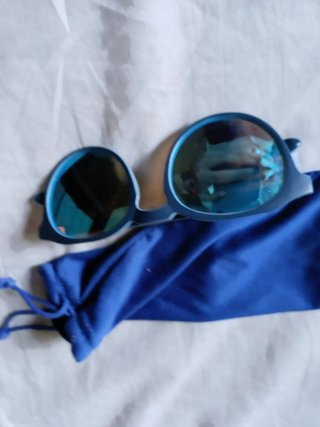 Gafas de sol polarizadas azules