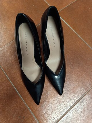 Zapatos tacón Zara Talla 37 Negros
