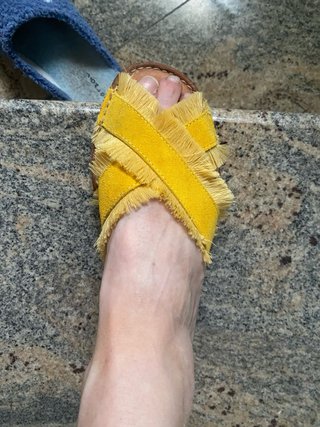 Sandalias planas amarillas talla 38