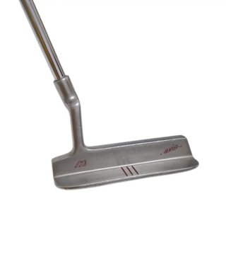 2 Putters + Gorra Cobra