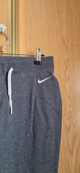 Pantalón Nike Gris Talla XS