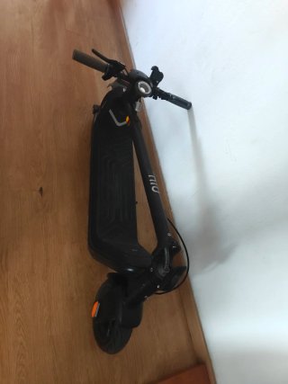 Patinete Niu Kqi3 Pro 50 km de autonomía