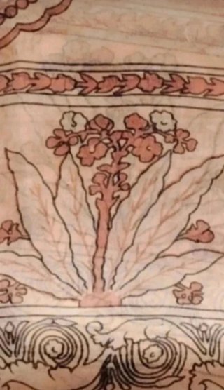 Pañuelo cuadrado floral beige