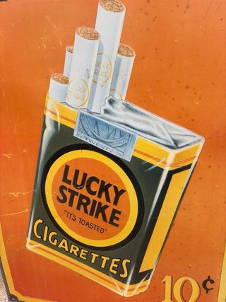 Cartel Lucky Strike It's Toasted