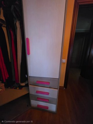 Cama y armario habitación infantil