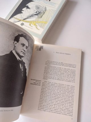Pack de 4 libros: Freud, Bolívar, Verne y Darwin