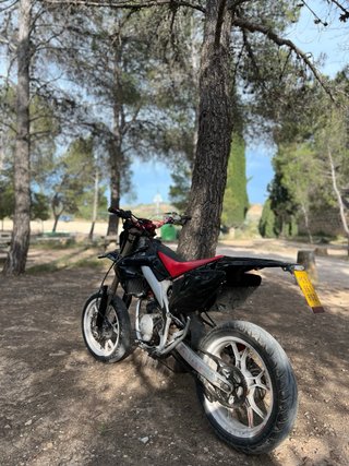 Honda HM CRE 50 SIX Enduro Negra/Roja