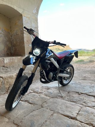 Honda HM CRE 50 SIX Enduro Negra/Roja