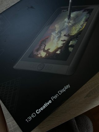 TABLETA GRAFICA WACOM 13HD CREATIVE. Tableta nueva