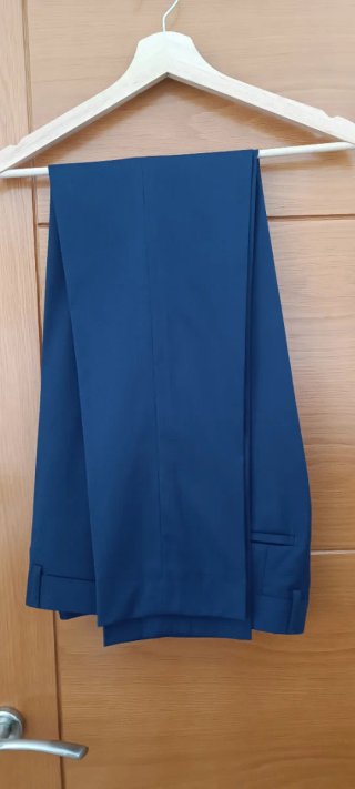 Traje de caballero azul,ideal chico joven.Talla 50