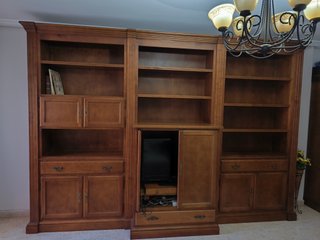 Mueble de salón de madera