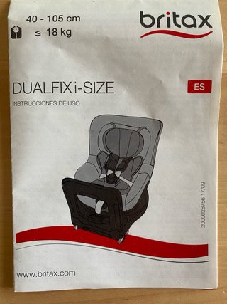 Silla de coche infantil roja con adaptador bebés