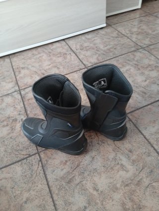 Botas de moto Armure talla 42 Como nuevas