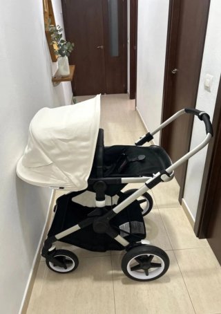 Silla Bugaboo Fox 2 + Capazo