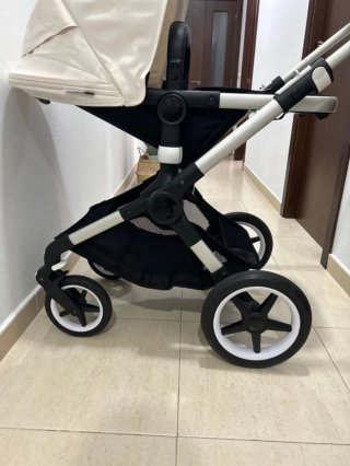 Silla Bugaboo Fox 2 + Capazo