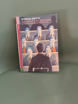 Young Adult ELI Readers - German