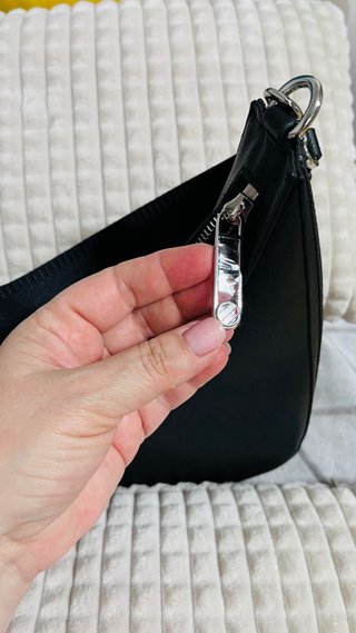 Bolso crossover Tommy Hilfiger negro