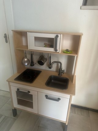 Cocinita de juguete para niños
