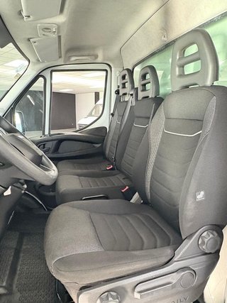 Iveco Daily 35C16	35C 16H 3450 Plataforma elevadora