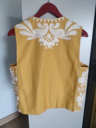 Chaleco Zara bordado talla M
