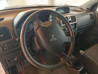 Mitsubishi Space Star 2003