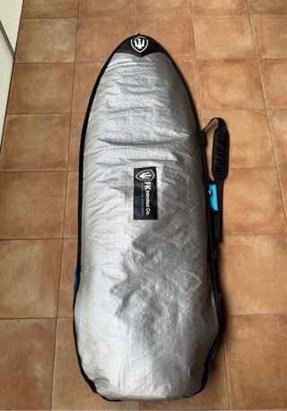 Tabla de surf Pukas Indio Shore Breaker de 5'5