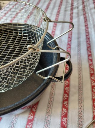 Pentola Friggitrice con Coperchio Vetro