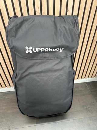 UPPAbaby Cruz V2 + Capazo + Accesorios