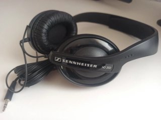 Alesis Strike MultiPad + Pedales + Trípode +extras