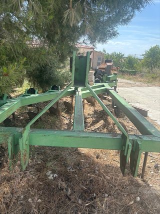 Arado 10 brazos +1 abatible.Precio algo negociable