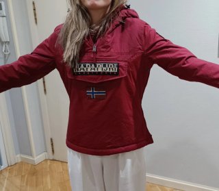 Cazadora Canguro Napapijri Roja