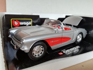1/18 MODELLO CHEVROLET CORVETTE GREY BURAGO SCATOL