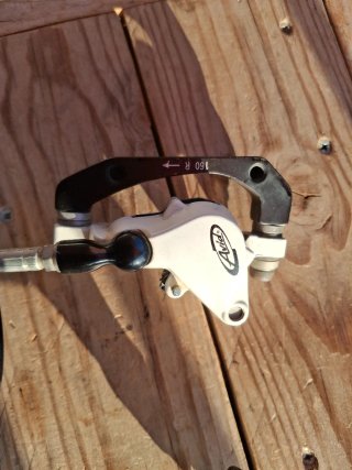 Freno Avid Elixir R Trasero + Adaptador