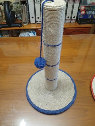 Rascador para gatos de yute