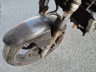 Suzuki SV 650 Negra