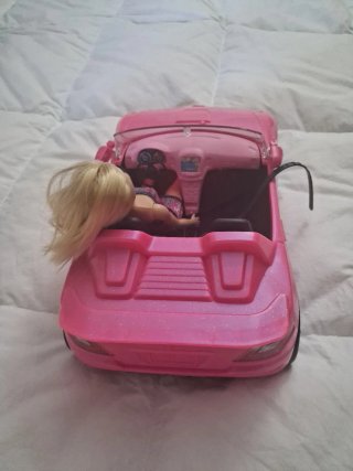 Coche y Muñeca Barbie