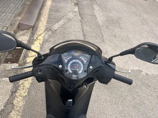 Honda SH 125 Scooter Negra