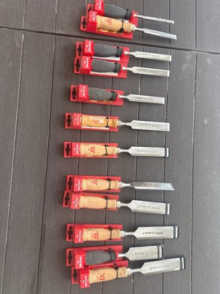Se vende formones sueltos marca Bellota