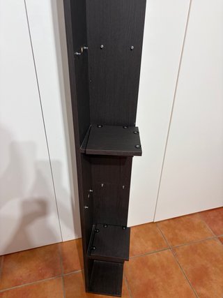 Estantería esquinera de madera ikea, descatalogada