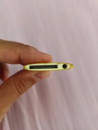 iPod Nano 4ª Gen Amarillo 16GB