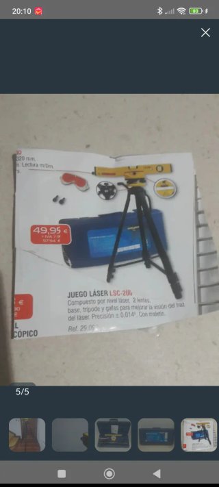 Nivel láser con trípode