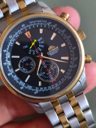 Reloj Astron Cronógrafo Perpetuo