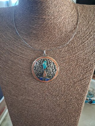 Colgante de plata con diseño Coral y turquesas