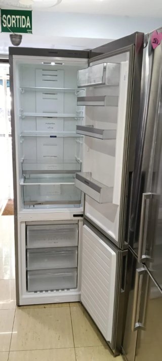 Nevera Siemens Acero Inoxidable 200X60X63 cm